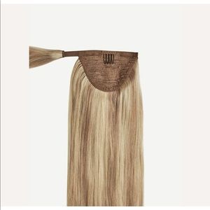 Luxy Hair 20” Dirty Blonde Highlights Ponytail